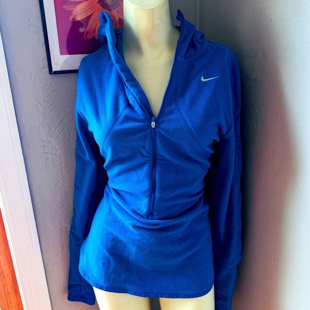 Nike therma fit hoodie